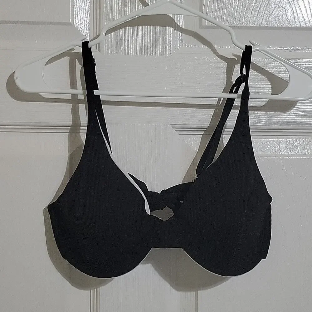 Unknown brand 1x women's Black bikini top size